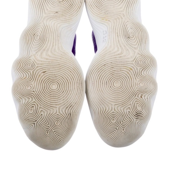 Nike hyperdunk women’s TB “Court Purple” sneakers from June 2017 release. - Picture 4 of 4